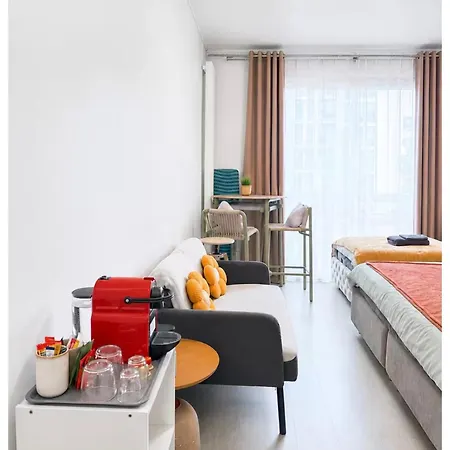 Grand Faubourg Sainthonore 8th شقة باريس