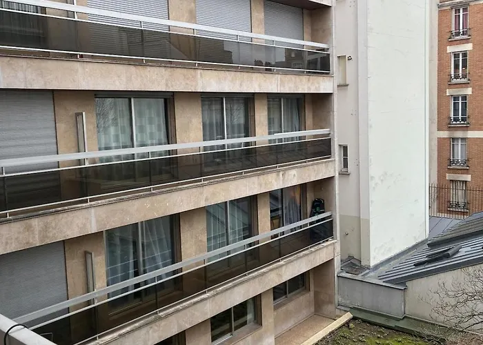 Grand Faubourg Sainthonore 8th * Párizs